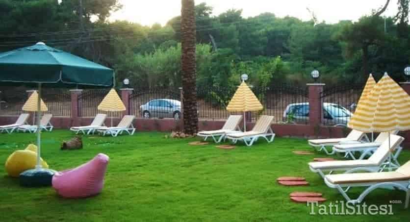 Lara Hadrianus Hotel